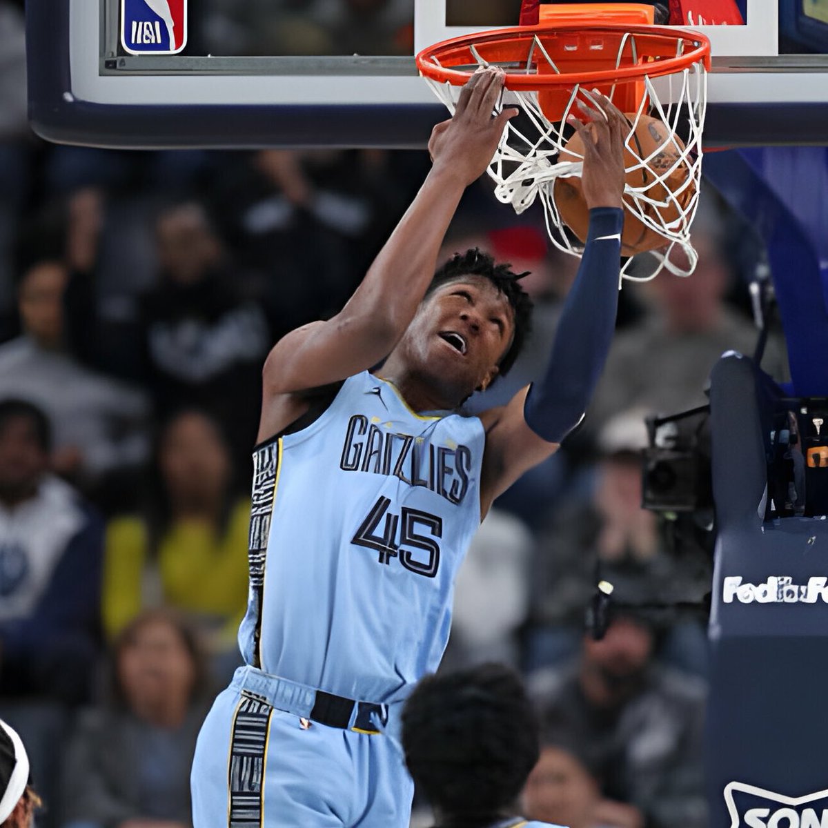 CREAMYCOLE's tweet photo. GG Jackson (@_ggjackson) is just the third NBA player his age or younger to have consecutive 20 point games. 

The other two? LeBron James and Kevin Durant. https://t.co/stP1reYomg