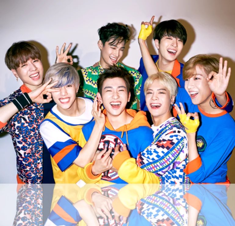 marktuanstan's tweet photo. Happy 10th Anniversary, GOT7!! 💚

#ADecadeWithGOT7 
PAGE TEN WITH GOT7 
#갓세븐_십년째무대뿌셔 https://t.co/3VV04QdsNb