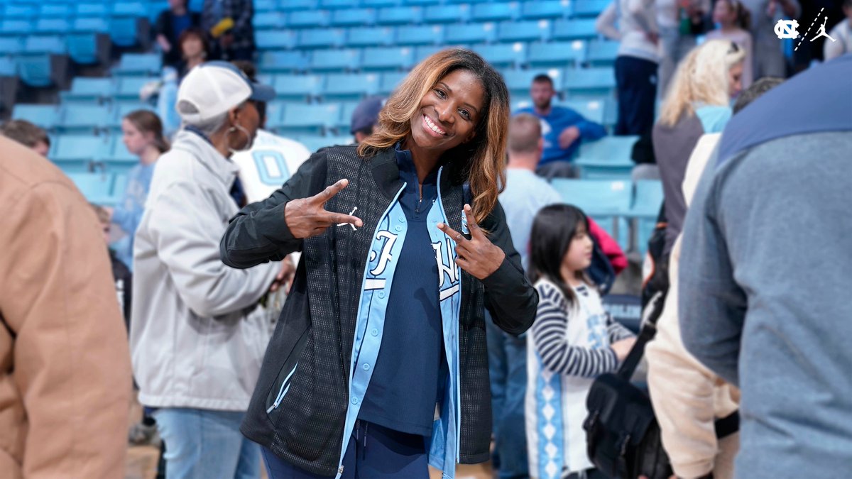 Carolina Women's Basketball tweet media