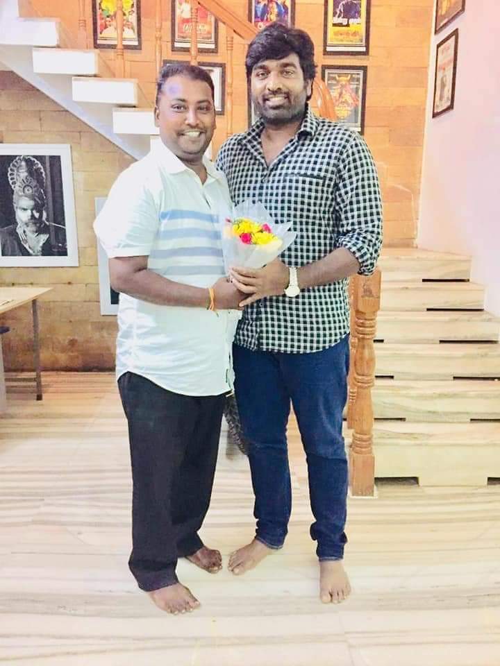 tyapresident's tweet photo. இன்று பிறந்தநாள் காணும் ரசிகர்கள் ரசிக்கும் அன்பு அண்ணன் விஜய்சேதுபதி  அவர்களுக்கு இனிய பிறந்தநாள் நல்வாழ்த்துக்கள்..
@VijaySethuOffl
எம்.எம்.ஆர்.மதன்
மாநில தலைவர்
தமிழ்நாடு இளைஞர்கள் சங்கம் https://t.co/mCEFtE2U6c