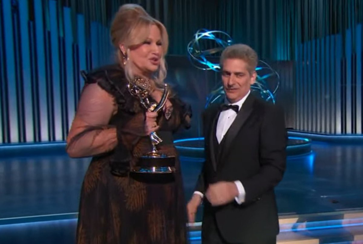 PopBase's tweet photo. “I want to thank all the evil gays.”

— Jennifer Coolidge during her #EMMYs acceptance speech for ‘The White Lotus.’ https://t.co/IYhgYkL7HM