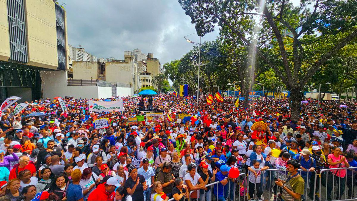 Nicolás Maduro tweet media