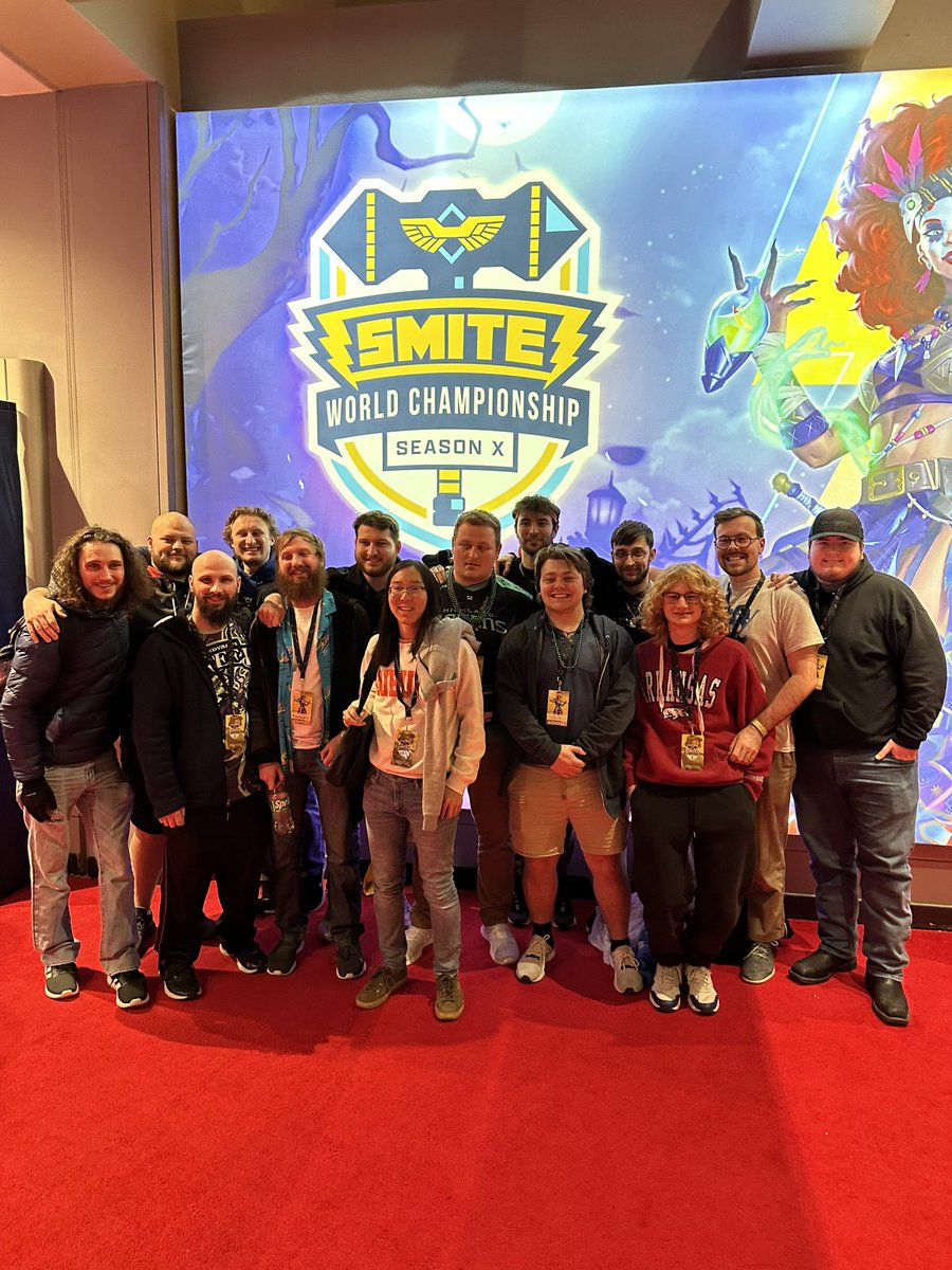akataig's tweet photo. Trapped in the airport so I might as well post some pictures. Worlds was an absolute blast and I can't believe I finally got to meet the amazing people I've looked up to for so long. BIG shoutout to the boys for everything https://t.co/KI6OMTwjGL
