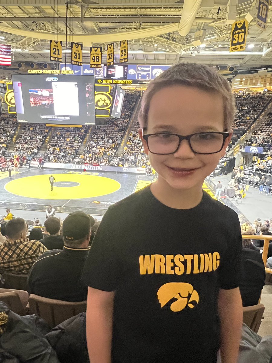 No school=go hawks!! #fightforiowa