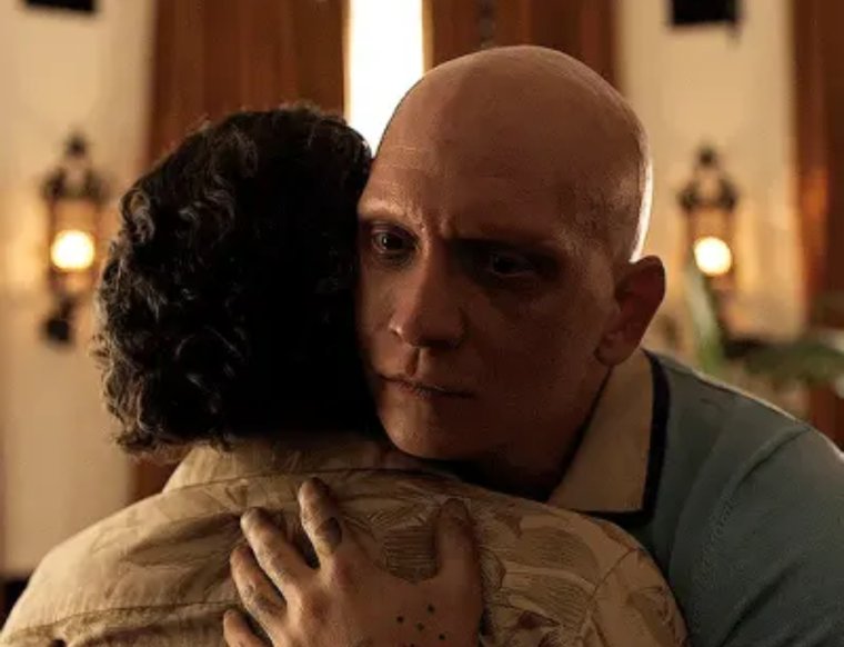 richiehaders's tweet photo. anthony carrigan never getting a single emmy for portraying noho hank on barry hilariously and brilliantly for 4 seasons straight is one of the worst robberies of the modern day television industry and i'll never forget it #Emmys https://t.co/10QTSL2FGs