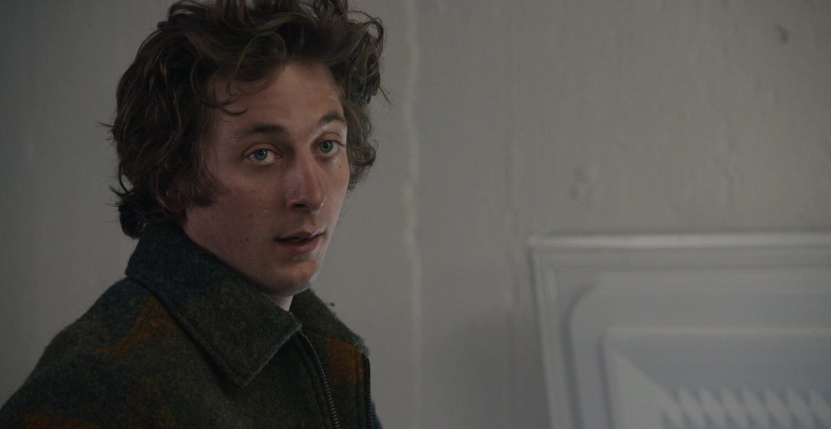 FilmUpdates's tweet photo. Jeremy Allen White is officially an Emmy winner for his performance as Carmy in ‘THE BEAR’ https://t.co/QVqj3NLz1D