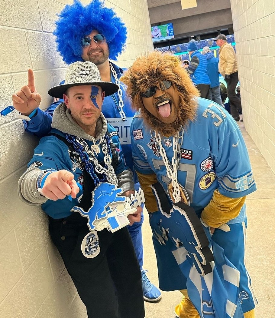 biglionmane's tweet photo. #LARvsDET #AllGrit #DefendTheDen #DetroitvsEverybody #DrivenByDetroit https://t.co/ZCJpMHL3ZC