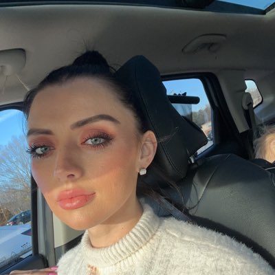 Goddess Arabel tweet media