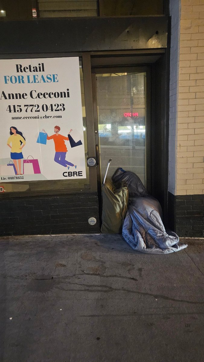 domestic415's tweet photo. Attractive lease opportunity near Union Square #deadstreets https://t.co/h2TwXS2xCn