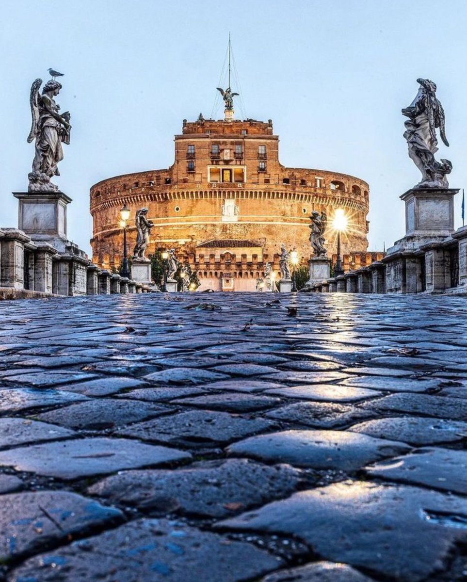 Embrace the history.

Rome, Italy 

📷 siestoalberto