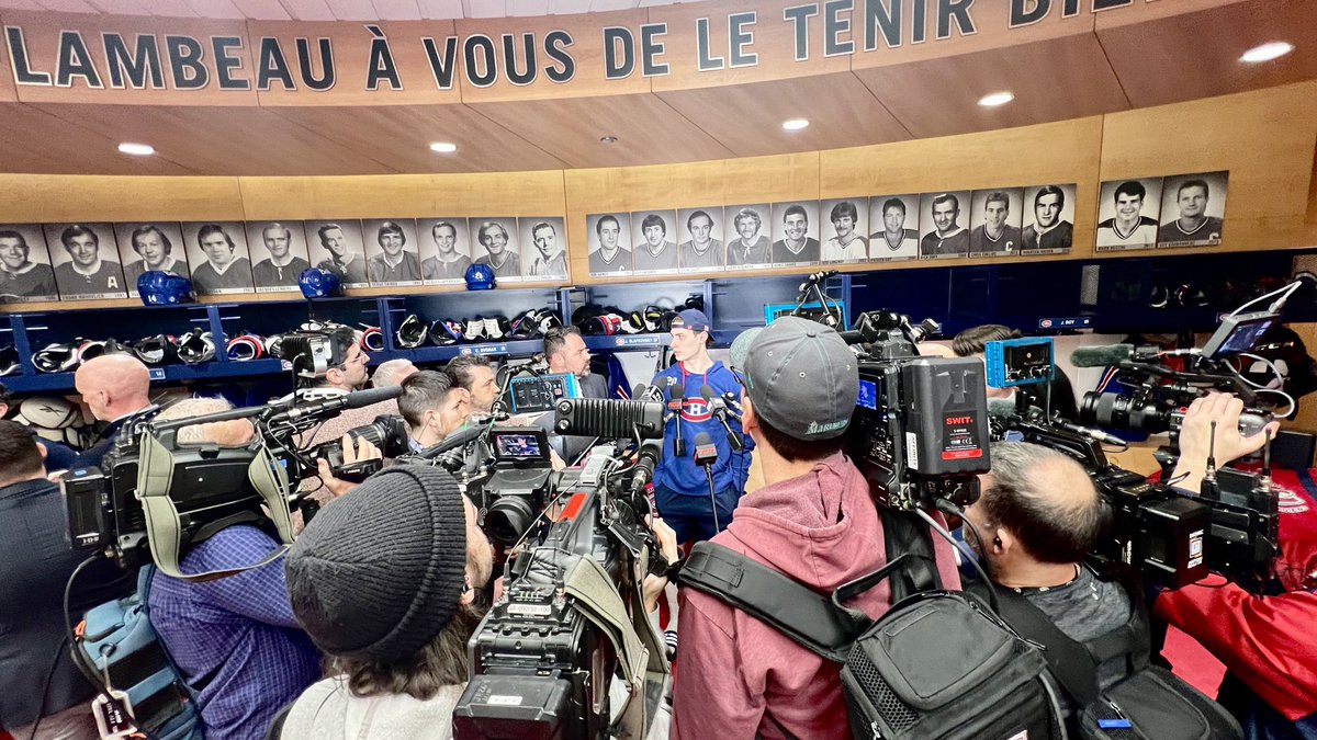 zedmat's tweet image. Juraj Slafkovsky in the lock room after scoring on the home ice. Big win for Montreal against Colorado..