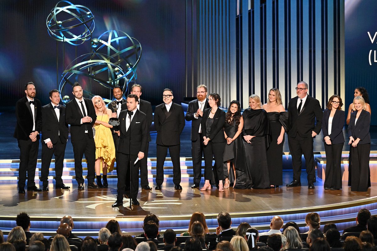 4ChionLifestyle's tweet photo. Elton John Live: Farewell From Dodger Stadium” accepts the Emmy Award for outstanding variety special. #egot #eltonjohn #emmy #emmy2023 #4chionstyle #4chionentertainment
https://t.co/6COOXLd8G6 Photo by Phil McCarten/Invision for the Television Academy https://t.co/ohmMWh4fdb