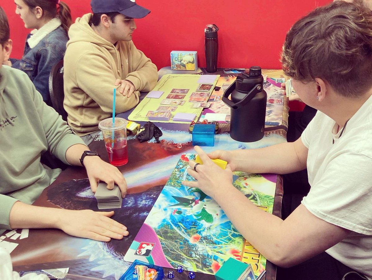RipnShip's tweet photo. PACKED house tonight!! The playroom is filled with various games — Pokémon, Yugioh, Supershow, and DND. Come enjoy your TCG or game at Rip N Ship!
#longisland #longislandtcg #longislandgamers #pokemoncompetitive #dndmemes #dungeonsanddragons #supershow #yugiohtcg #tcgforever #tcgpokemon #tcgyugioh