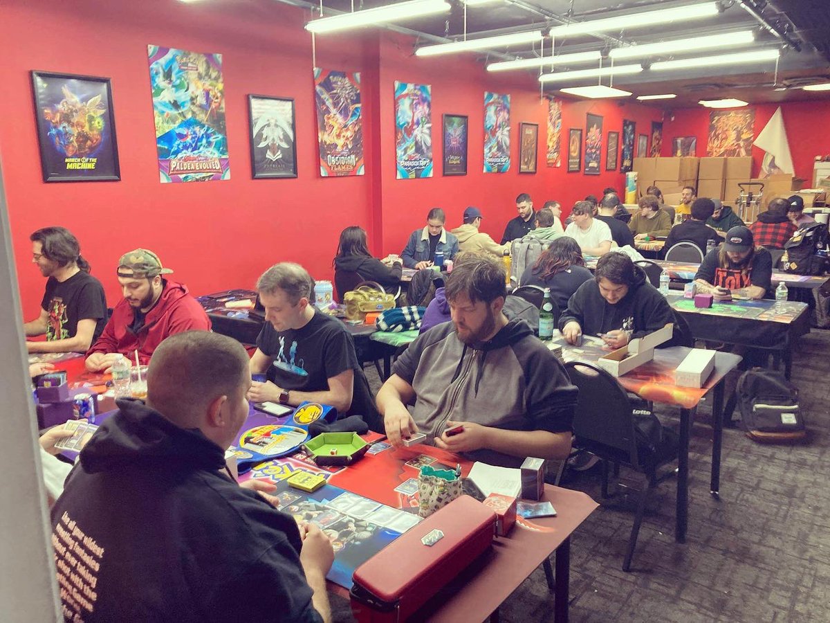 RipnShip's tweet photo. PACKED house tonight!! The playroom is filled with various games — Pokémon, Yugioh, Supershow, and DND. Come enjoy your TCG or game at Rip N Ship!
#longisland #longislandtcg #longislandgamers #pokemoncompetitive #dndmemes #dungeonsanddragons #supershow #yugiohtcg #tcgforever #tcgpokemon #tcgyugioh