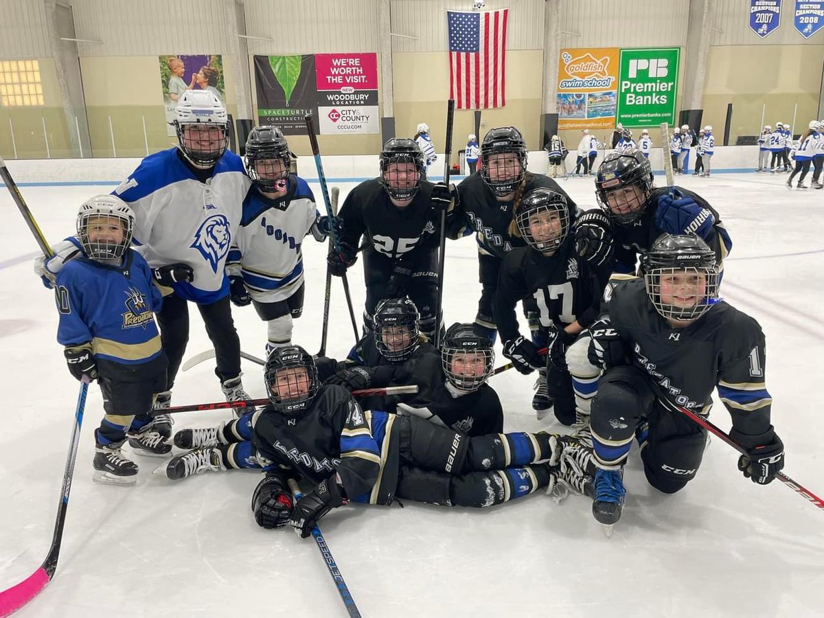 WBGirlsHockey's tweet photo. We had such a fun time skating with the Future Royals this afternoon. The future is bright for these kids!
#bleedblue #futureroyals https://t.co/UKq6A0dFyl