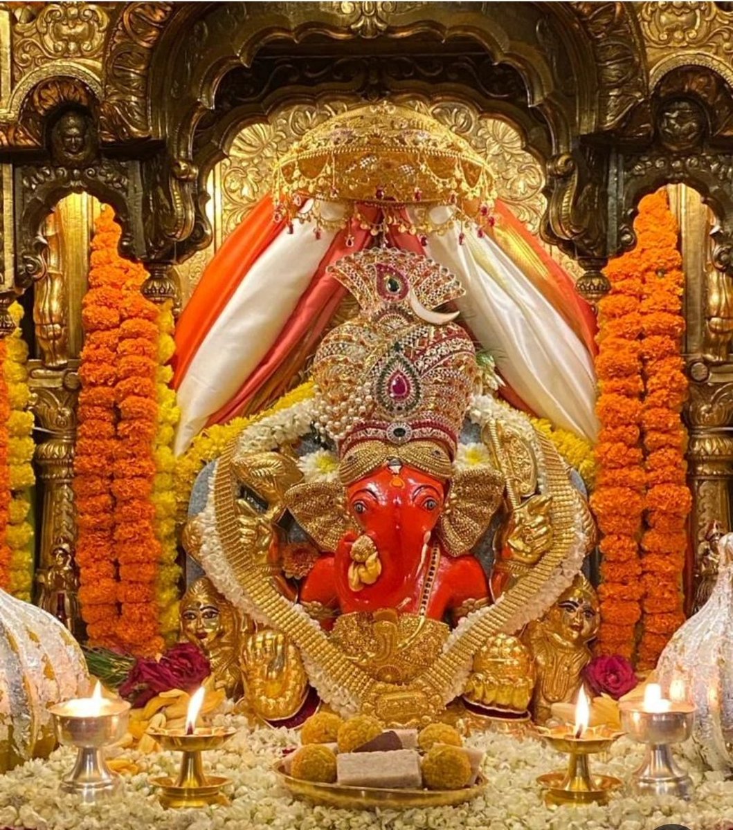MrsGandhi's tweet photo. ।।श्री गणेशाय नमः।। https://t.co/SKBSZPGCj8