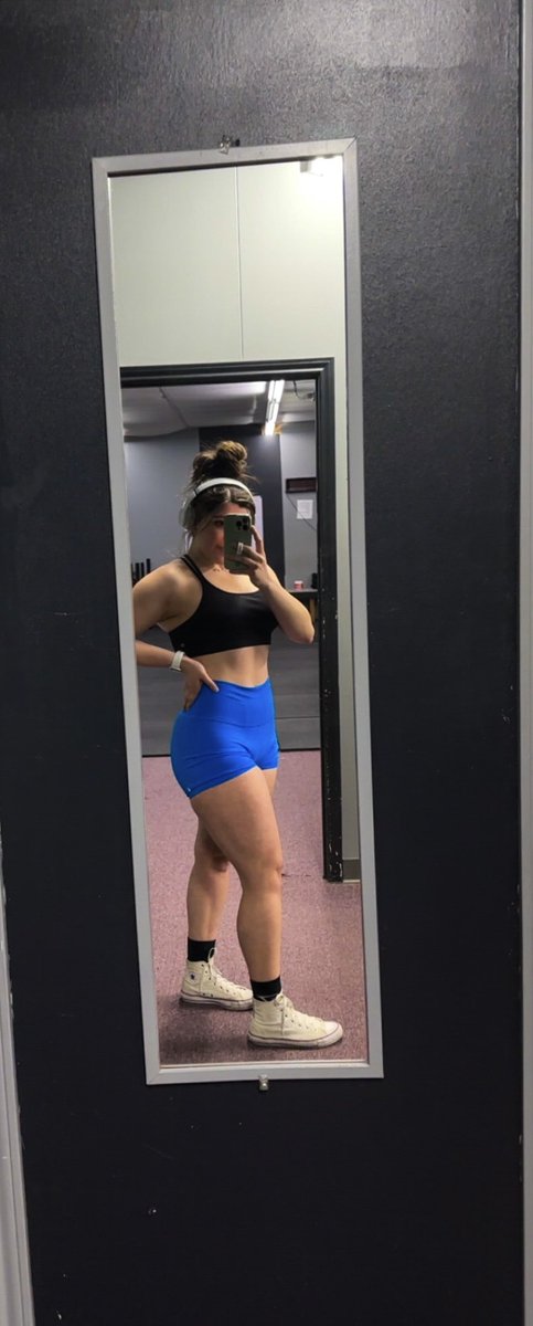 daefrazier's tweet photo. obsessed with bettering myself https://t.co/tAp0TZy2qW