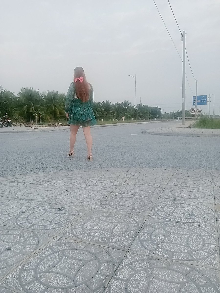 Tết này e sẽ đi về đâu nếu k có tiền....????