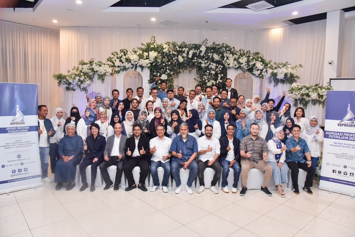 Koprojaya's tweet photo. Sekitar Majlis Apresiasi Sukarelawan MAT KOPROJAYA ke-8 &amp; Majlis Menandatangani Nota Kerjasama Rakan Strategik KORPOJAYA. Majlis ini telah berlangsung pada 12 Januari 2024 (Jumaat) yang lalu dan diadakan di Karyabhara, Menara PERKESO, Putrajaya. https://t.co/BCOeV1p2qr