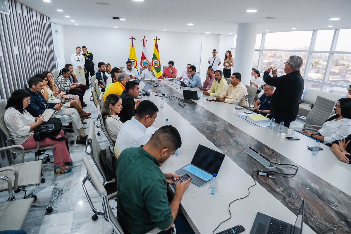 camilotorresv's tweet photo. Hoy participé en la mesa de socialización de la problemática del peaje Papiros de Puerto Colombia junto a @Pliniocg  y @veranodelarosa, @ANI_Colombia 

Celebramos como una victoria temprana que se suspenda el cobro del peaje a categorías C1 y C2 hasta tanto la mesa técnica arroje soluciones definitivas y favorables para todas las partes en cuestión.

Desde la Asamblea estaremos como aliados estratégicos al desarrollo óptimo de esta solución.
