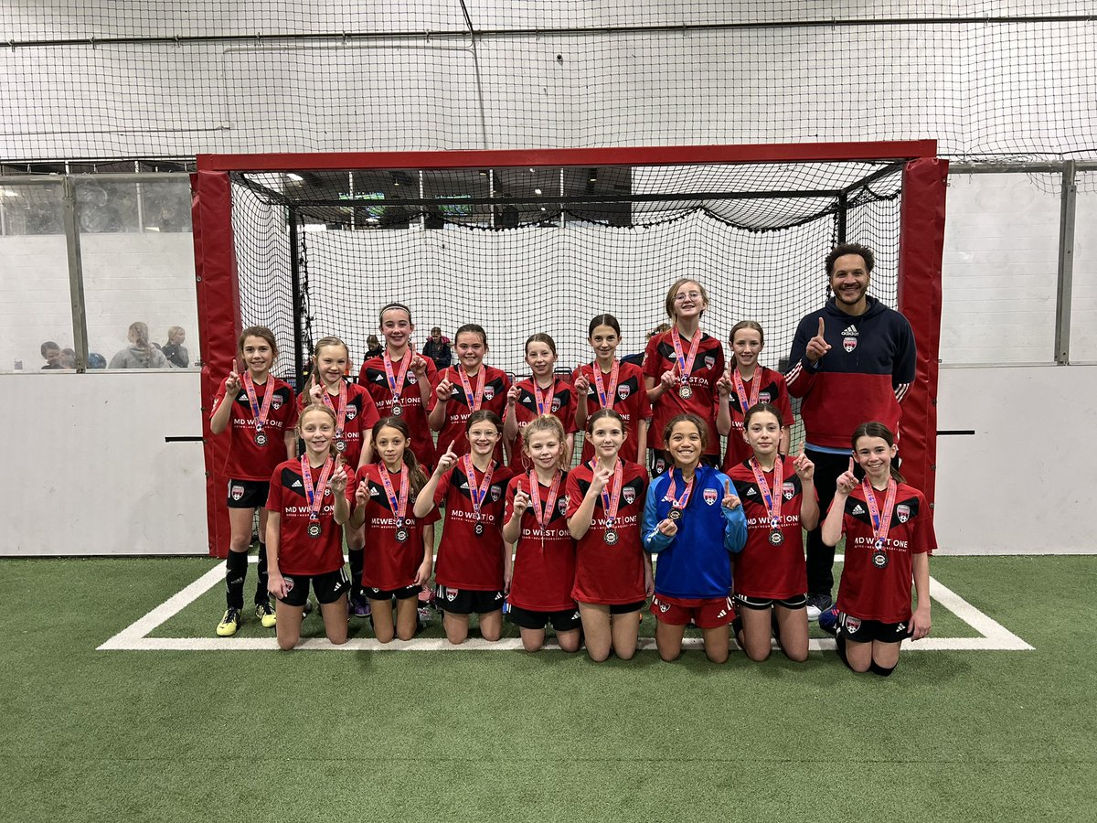 NERoots2012G1's tweet photo. Finally got a photo with the whole team with our NYSL Medals from the fall! #champs https://t.co/DX42utXIDo