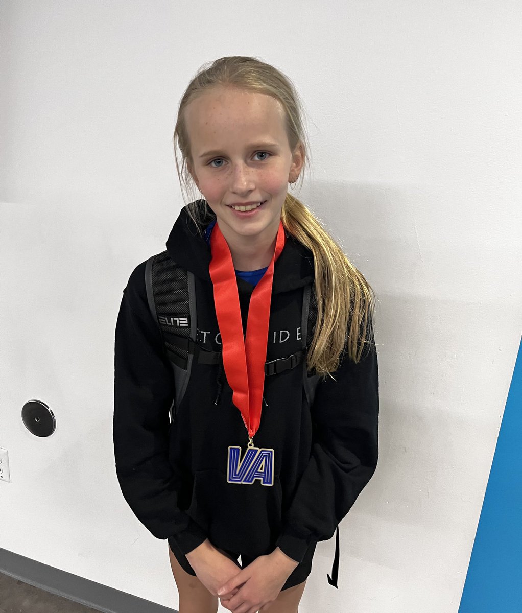 XcElite1's tweet photo. Juliet ran big pr in 800 and then came back to win the 13/14 3000 in 11:24. https://t.co/UVYGtBn2SY