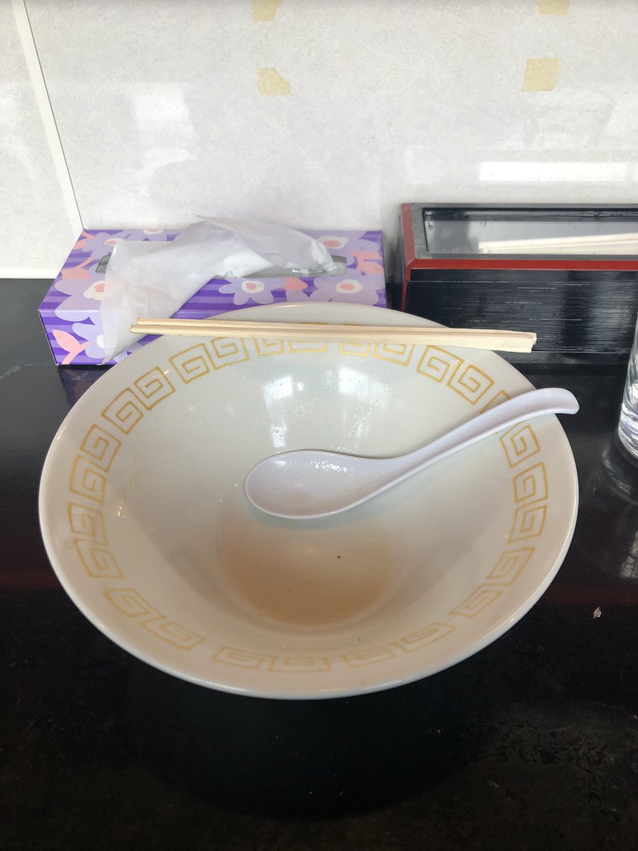 NaoDanzig's tweet photo. 白醤油中華そば 全部のせ 雲呑トッピング

今日は白醤油中華そば
麺もスープもチャーシューも美味すぎ😋

次の限定楽しみですね😆

@scandal_8_6 さん
お話して頂きありがとうございました😄

#麺処おぐら #岡山ラーメン https://t.co/70KH9yYyRm