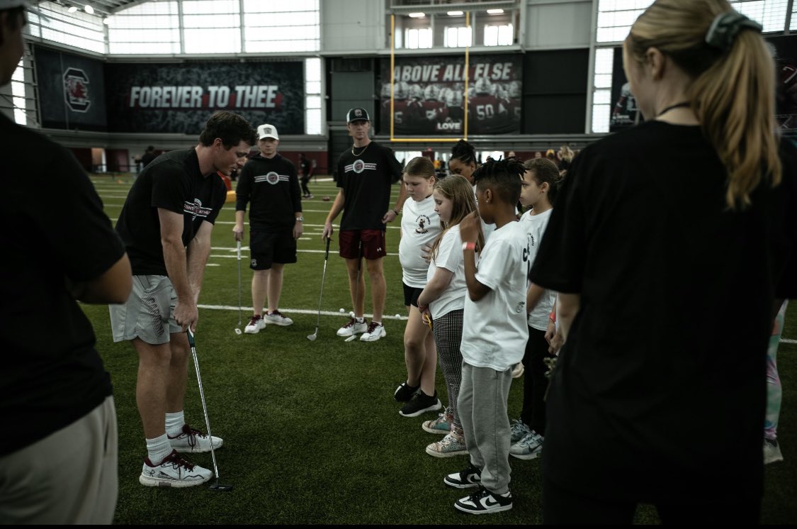 GamecockSADV's tweet photo. As MLK Day comes to an end, we’d like to highlight all of the student-athletes who served at Cocky’s All Sports Camp 🤙 
This camp served 1st-8th grade kids  from our local elementary &amp; middle schools. They learned from 10 USC teams, practiced new skills, &amp; attended the WBB Game! https://t.co/GxxBwwfLhu