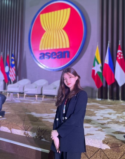 Maeji (G11) attended the ASEAN Youth Organization conference in Jakarta. The theme this year was “Guardians of The Sustainable Future for a Resilient ASEAN”. Maeji and her group were awarded as an outstanding project pitching group on ASCC Pillar.
Well done Maeji!
#WeAreNLCSSG