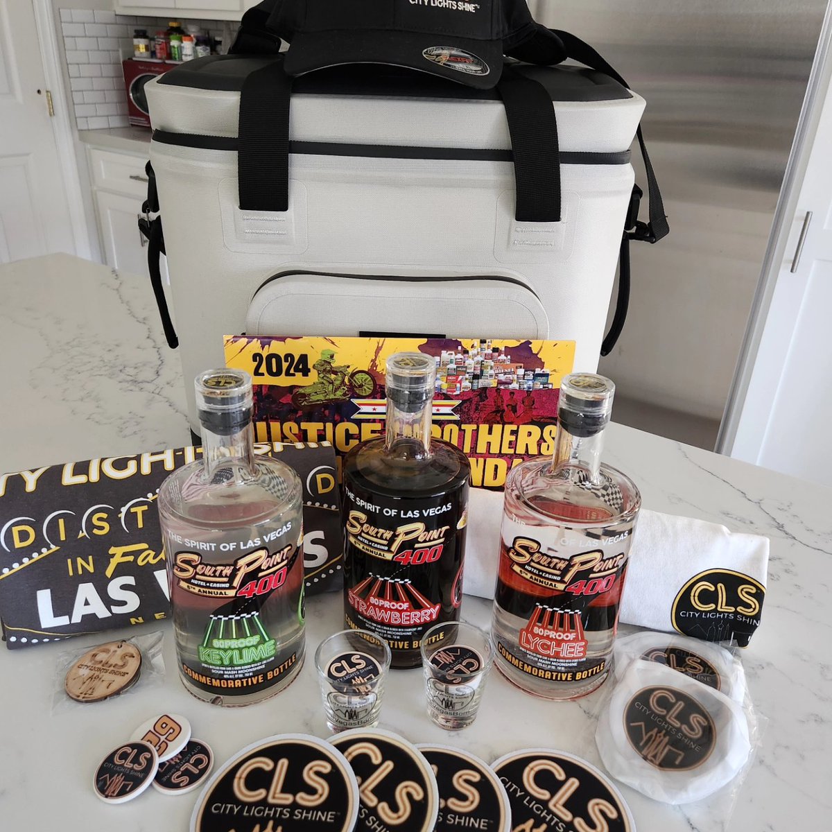 Cactus1267's tweet photo. It's that time of year again for the @snore_racing awards ceremony. Had a great time with family,friends, and team members. Even won a cool door prize from @citylightsshine62 😎

#snore_racing #kartek_off_road #ruggedradios #fuelsafe #foxshocks @citylightsshine62 @southpointlv https://t.co/jnrxSVr4iZ