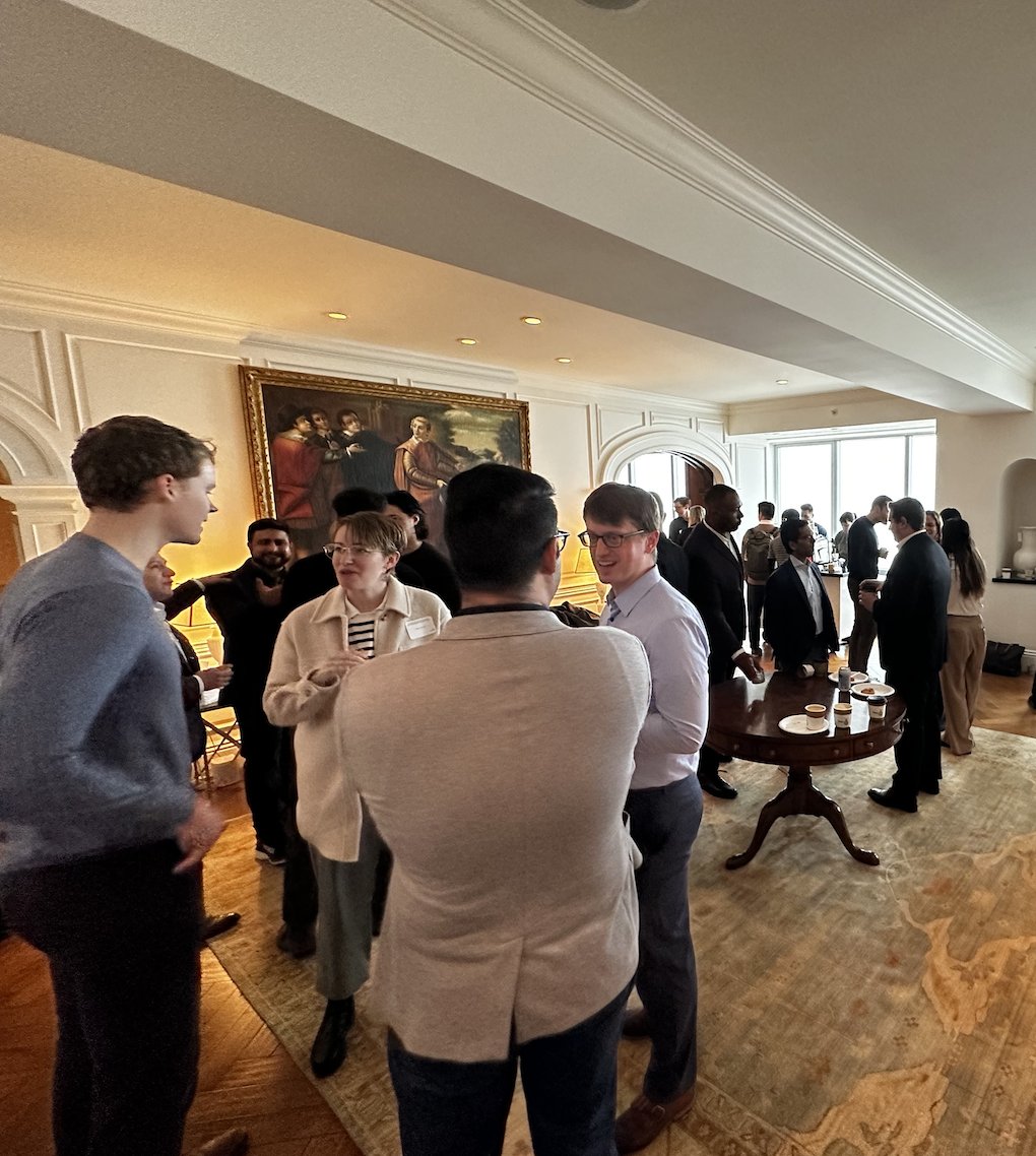 What a great start to 2024 with #JPM2024! 

🍐Hosted a Lab Coats & Laptops: Life Science and Healthcare Founder Mixer with the best duo, @veryyyyvera and @helenissocial and Pear team @Eddie_Eltoukhy. It was exciting to have our founders visit our new Pear VC SF Studio!

🍐Hosted