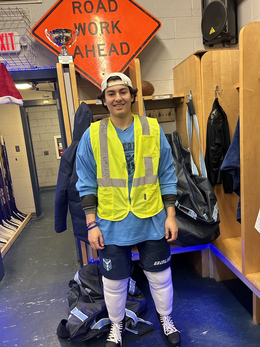 CburySaintsHock's tweet photo. Robbie Savaglio ‘25 earns Player of the Week Vest. #roadworker #savage .@NZPrepHockey @HNIBonline @cburyNews https://t.co/4CCtXYjbi5