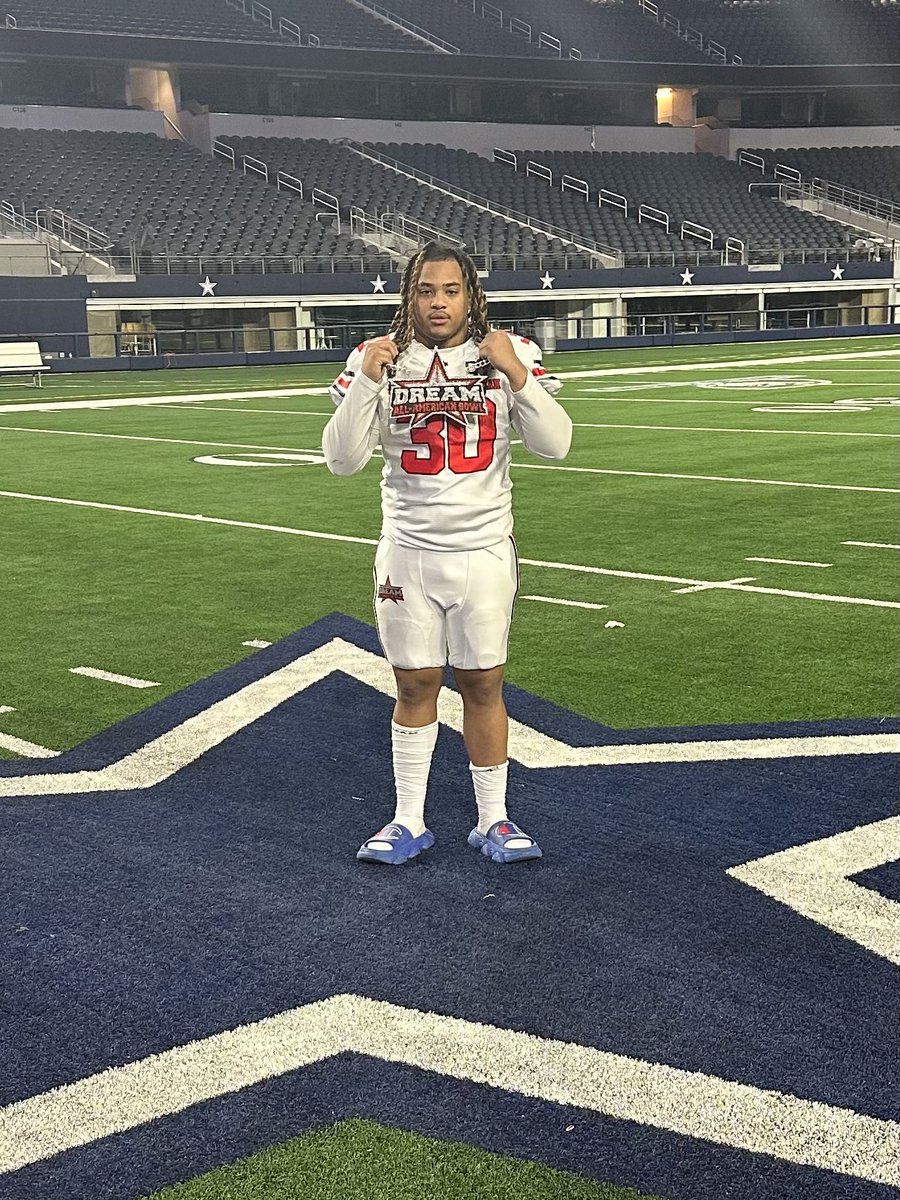 d1doucet's tweet photo. Thank you @dreambowlgame for letting me experience this mvp 2024 many more to go 😈🐐 https://t.co/YB3UOKDEGr