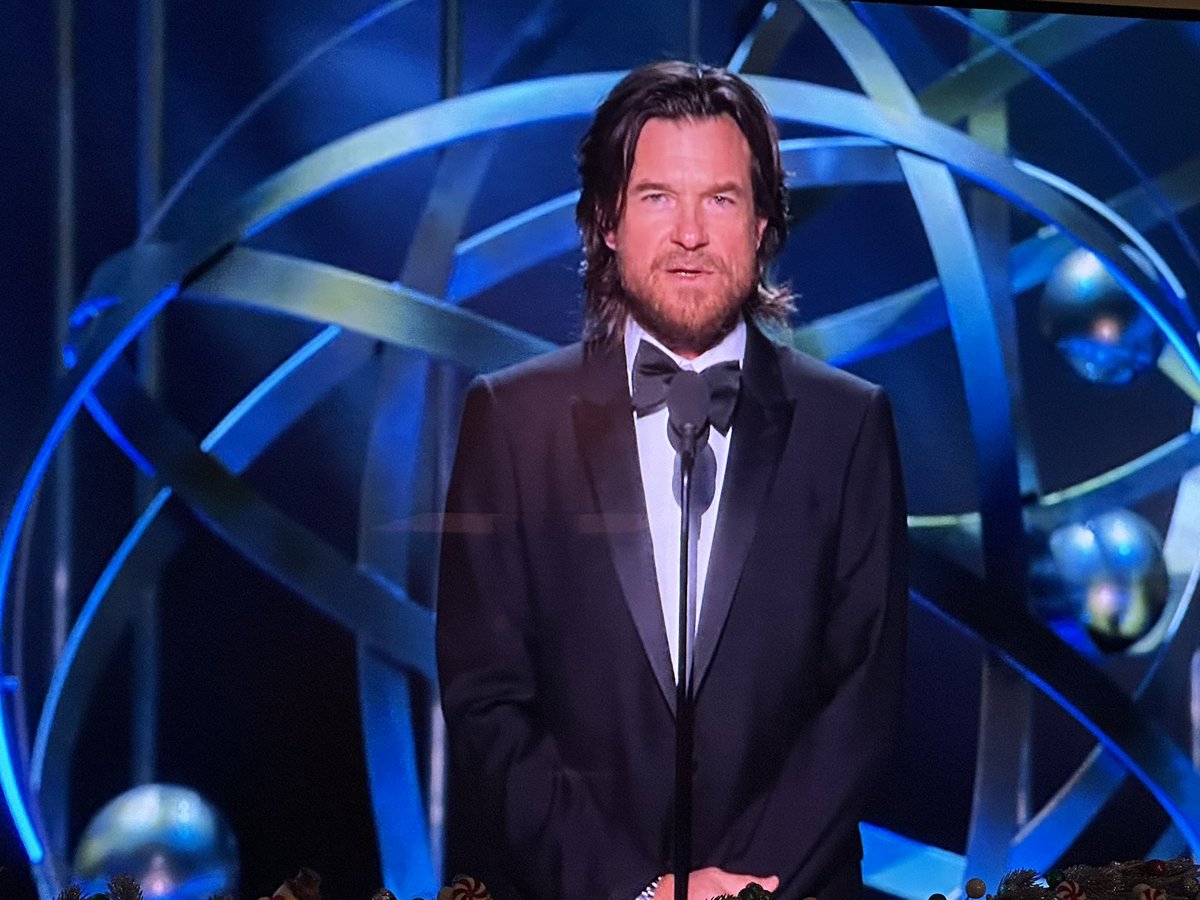 Ooh I wonder what project this look is for - transformative! 

#JasonBateman 

#Emmys #Emmys2024