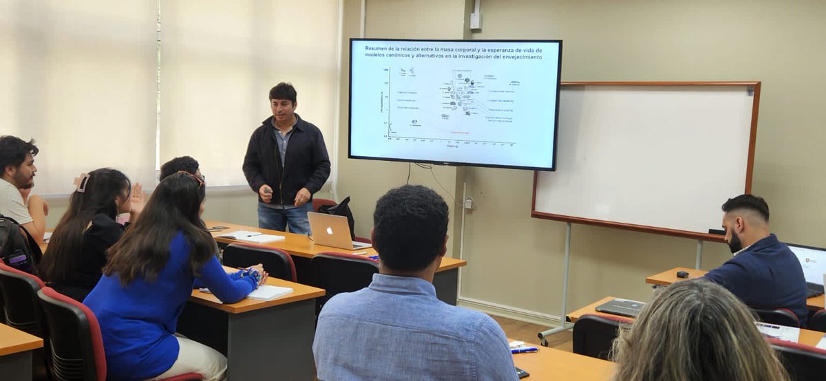 rfuentesLab's tweet photo. Y finalizamos con nuestro primer curso de verano! Gracias a tod@s l@s participantes... y en especial a nuestro sponsor amigo y colaborador @microxchile al cierre! @a_f_opazo @Davitero86 @JackieUdeC @jaraevelyn @faguilgen @Cs_Biolog_UdeC @PostCsBiolUdeC @LimafUdec @udeconcepcion https://t.co/tvmyrOS5N3