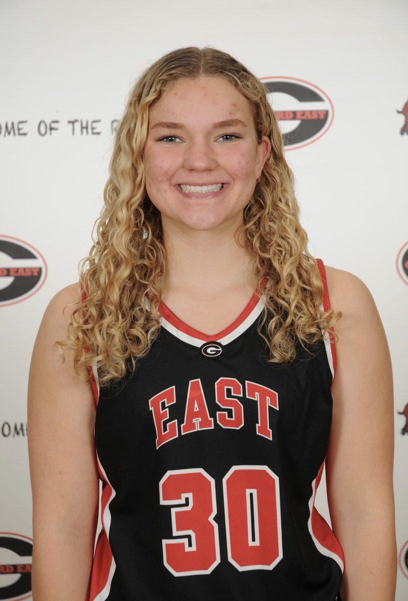 Congratulations to senior Catey Carney on her selection as Player of the Week <a href="/MySuburbanLife/">Suburban Life - Shaw Local</a>. She scored 36 points against Bartlett Tuesday, beat the All-Time Scoring Record, and scored 21 points against Glenbard South including a game winning shot with 6 seconds left.
