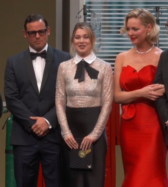 The_GreyMethod's tweet photo. alex, izzie, and meredith forever ❤️ https://t.co/2D3WoYeSvn