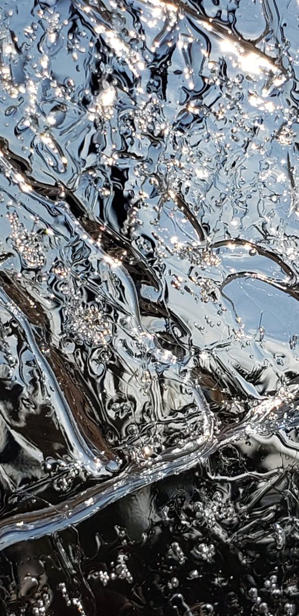 eilonewy's tweet photo. More ice pictures 😁 https://t.co/tBLjYMyrzL