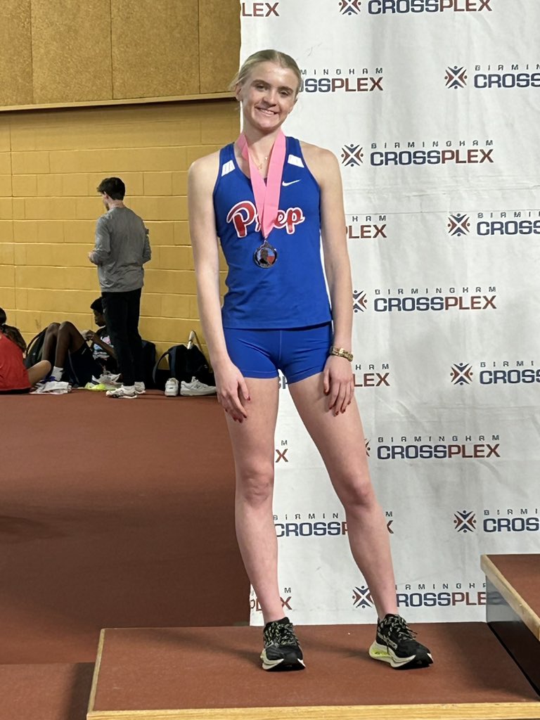 jpreptrack's tweet image. Olivia Smith on the podium at the MLK Track Meet in Birmingham. She ran a PR 5:21 in the 1600m to finish 6th and a 2:22 in the 800m to finish 3rd. Great Job Olivia!!!!