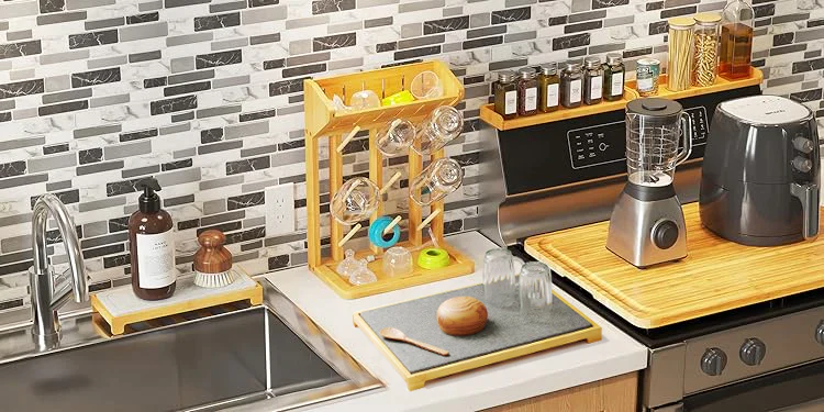 spaceaidhome's tweet photo. Make your kitchen organized with the help of a sink caddy, shelf over the stove, dish drying mat, spice organizer, drawer dividers, bag organizer, foil &amp; wrap dispenser, and so on! #spaceaid #spiceorganizer #sinkcaddy #spicejars

Shop now: https://t.co/8enn5TdBCz https://t.co/BTxZmRpo5D