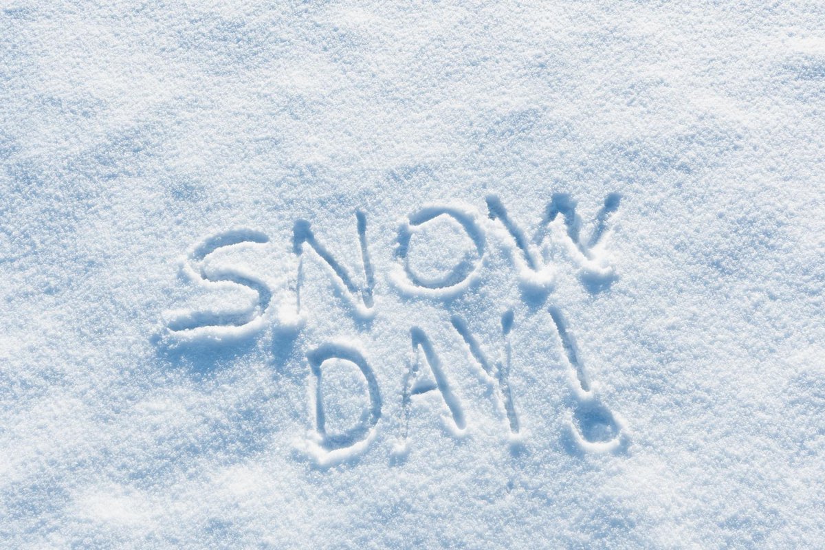 TheMontage's tweet photo. BREAKING NEWS: The start of the Spring Semester will be delayed a day, as STLCC has just announced that all classes and activities are canceled tomorrow, Jan. 16. https://t.co/hONQV0p8Eb