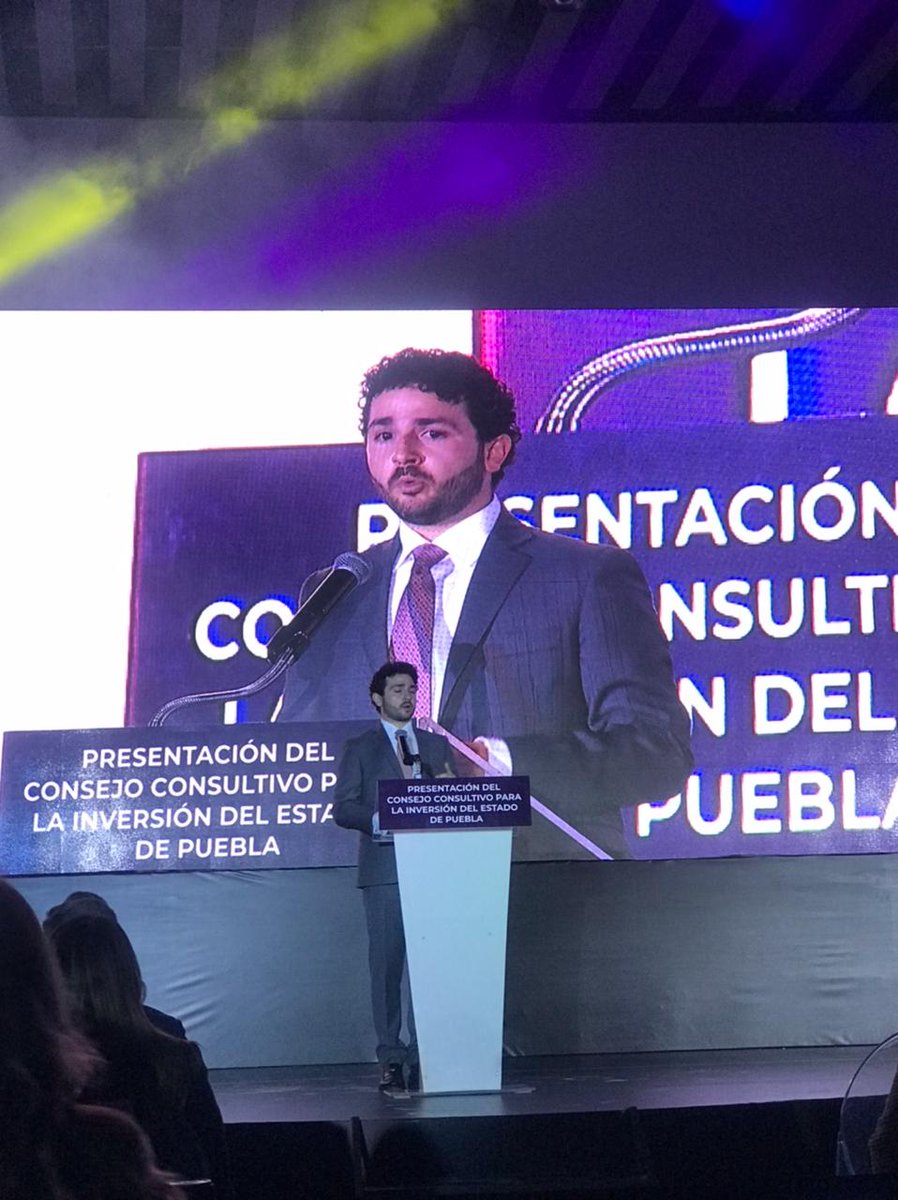 ¡En hora buena! Angélica Galindo, miembro de nuestro Clúster de #Turismo, toma protesta como miembro del nuevo Consejo Consultivo para la inversión del Estado de #Puebla 
¡Felicidades! 
.
@EconomiaGobPue <a href="/SergioSalomonC/">Sergio Salomón</a>