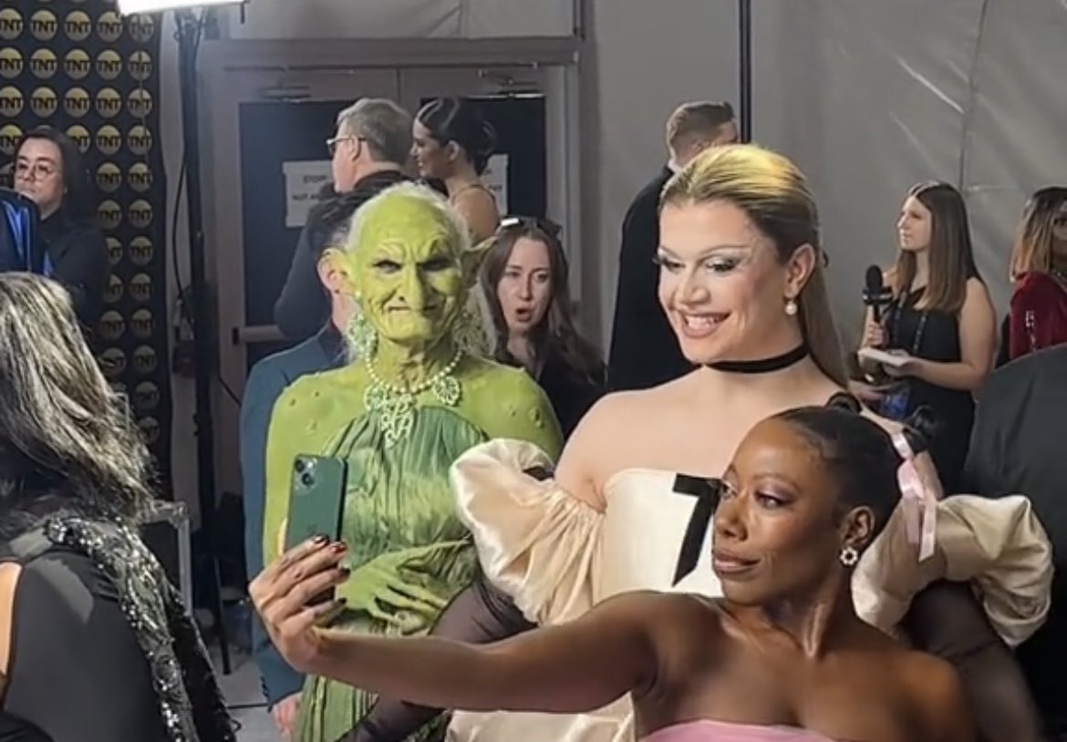 Me at the bar when my friends are getting hit on and I’m just hanging in the background sipping on my silly little drink #Emmys
