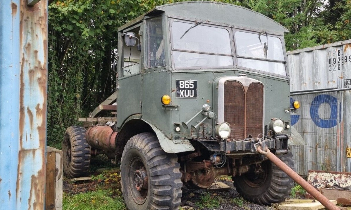 BarnFindsUK's tweet photo. Ad: AEC Matador Timber Lorry - "Has been sat up for a few years now so will need some work"
On eBay here -->> https://t.co/hM9T3VkXiB
#AECMatador #TimberLorry #ClassicTruck #RestorationProject #VintageVehicle #TruckEnthusiast #OldTruck #VintageTruck https://t.co/xan3laTgkS