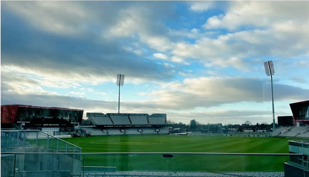 Eng40sCricket's tweet photo. Huge thanks to @HeccSport @EmiratesOT and @SouthNorthCC  for supporting the squad in our winter preparation. Three amazing facilities that have allowed the squad to get some valuable practice prior to the World Cup. #over40sWorldCup @TTMSportsTours @GentlemanPlayer https://t.co/hr0W6b3gYD