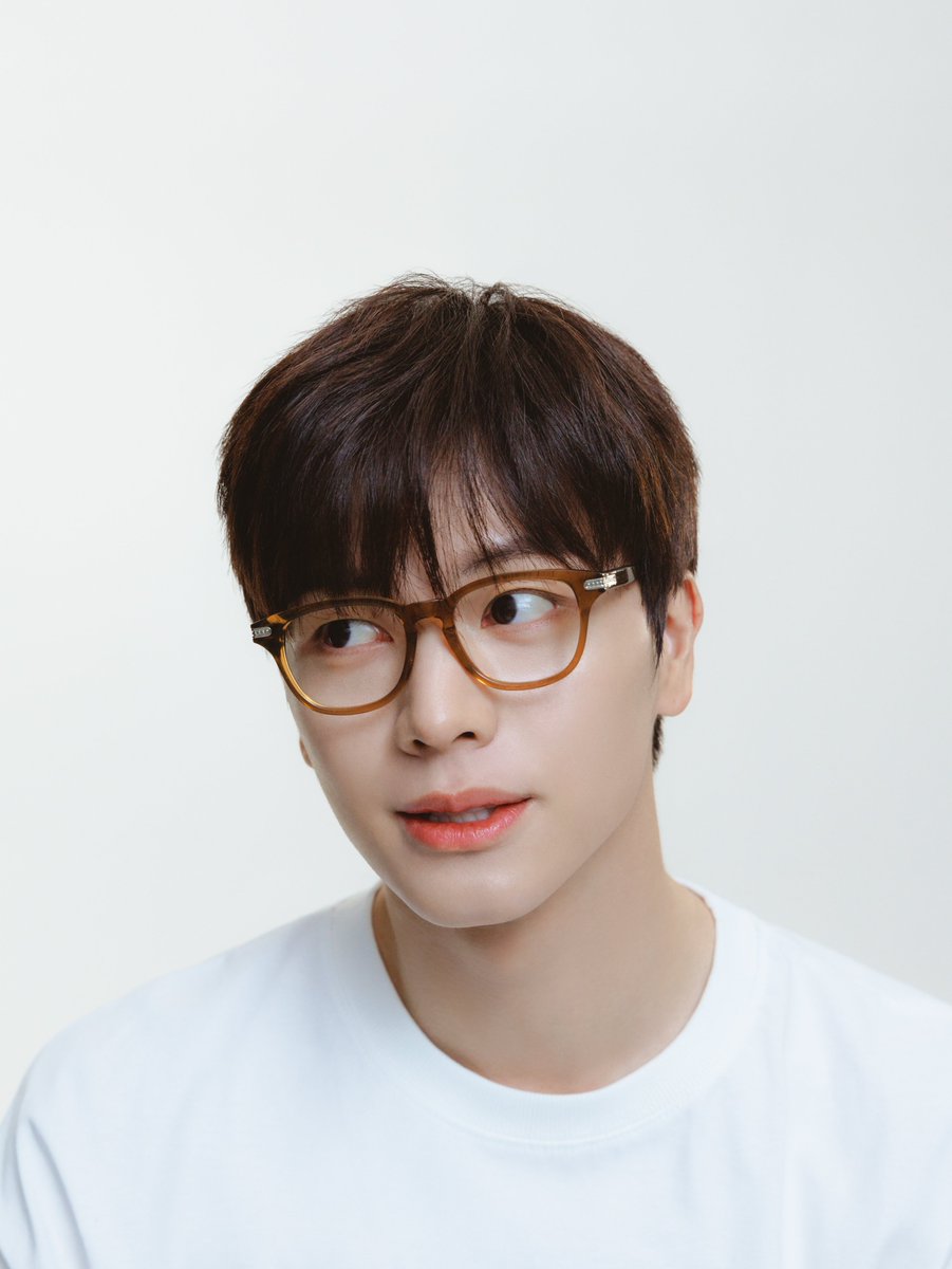 육성재(YOOK SUNGJAE) tweet media