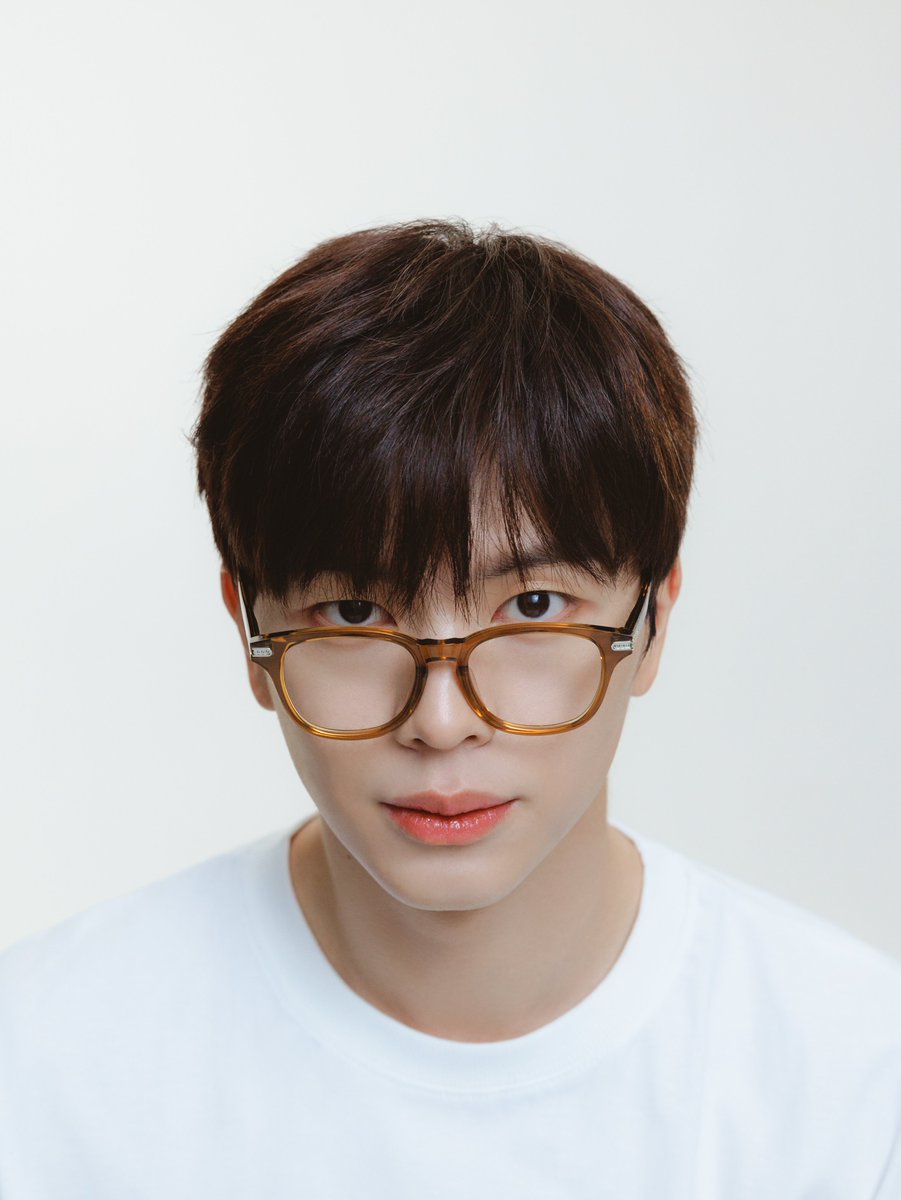 육성재(YOOK SUNGJAE) tweet media