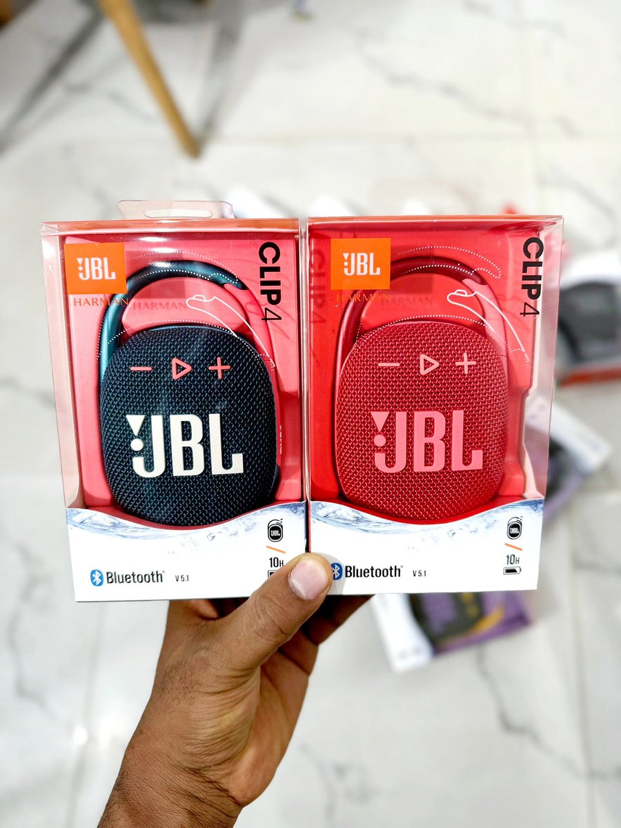 FabtronicsFAB's tweet photo. 🔊JBL Clip 4!
🎶🔊Take your music on the go with this portable powerhouse. 🎵💥 With its ultra-compact design and built-in carabiner. 🌍🎧 Plus, it's waterproof.
#JBL #Clip4 #MusicOnTheGo #PortableAudio #music #entertainment #party #owambe #fashion https://t.co/EBGNtZpAqn