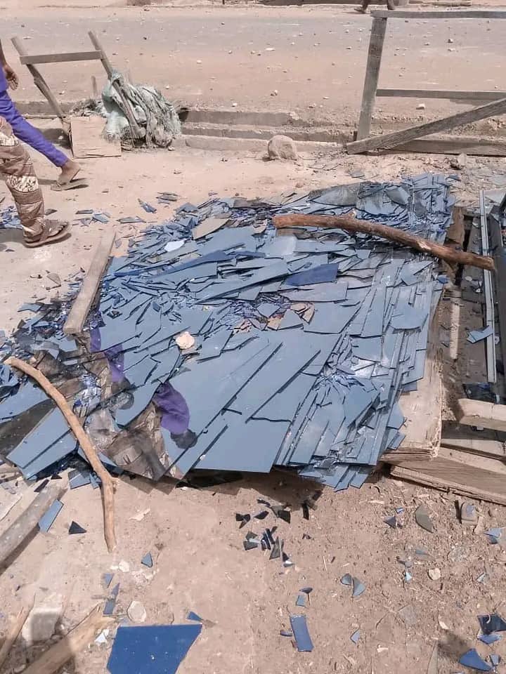 KOIKIMEDIA tweet media