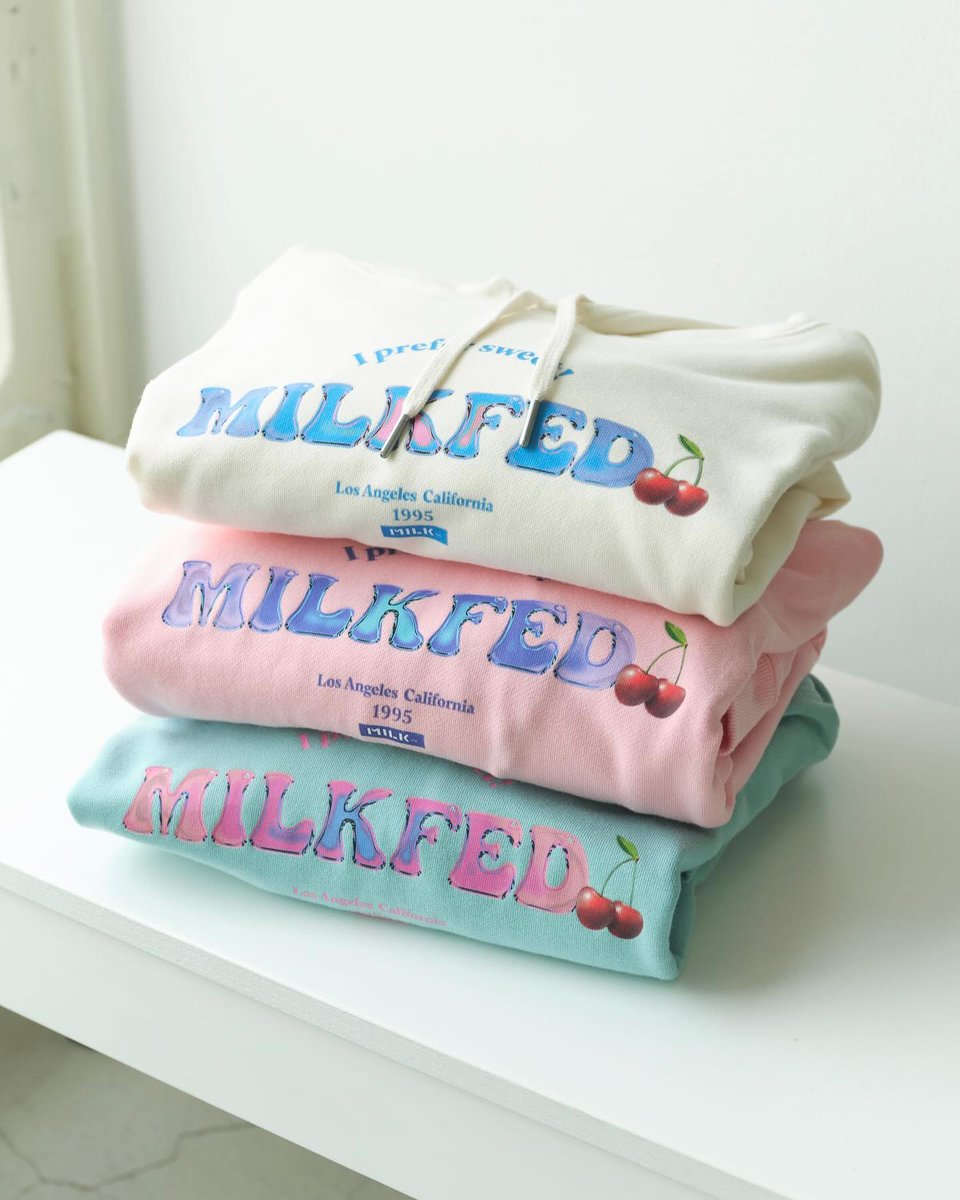 MILKFEDJP's tweet image. 【RECOMEND ITEM】
☑︎ 3D CHERRY LOGO SWEAT HOODIE 
¥9,900intax
➤x.gd/GCzHe

#MILKFED #ミルクフェド
#RECOMEND #おすすめアイテム
